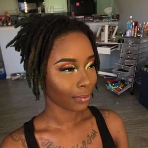 Meet your Posher, Marketta